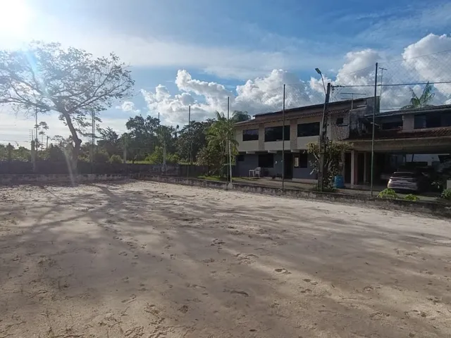 Imagem 3: Casa de Alto Padrão com 4 Suítes e 3 Pavimentos no Residencial Morada Verde