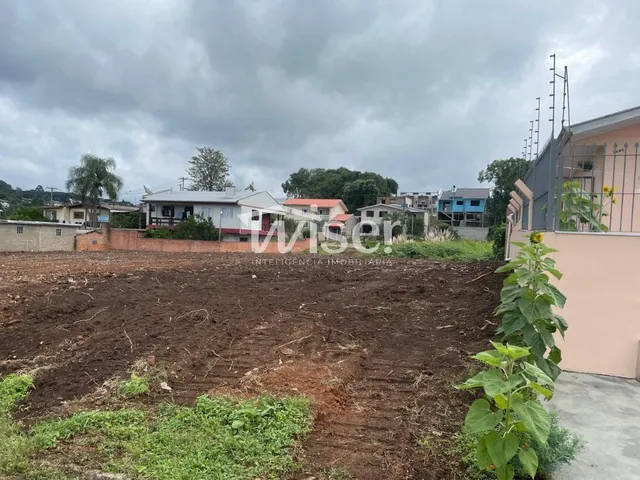 Imagem: Terreno à Venda em Caxias do Sul / 903m²