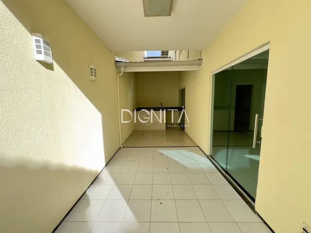 Imagem 6: Casa Duplex em Condomínio Fechado