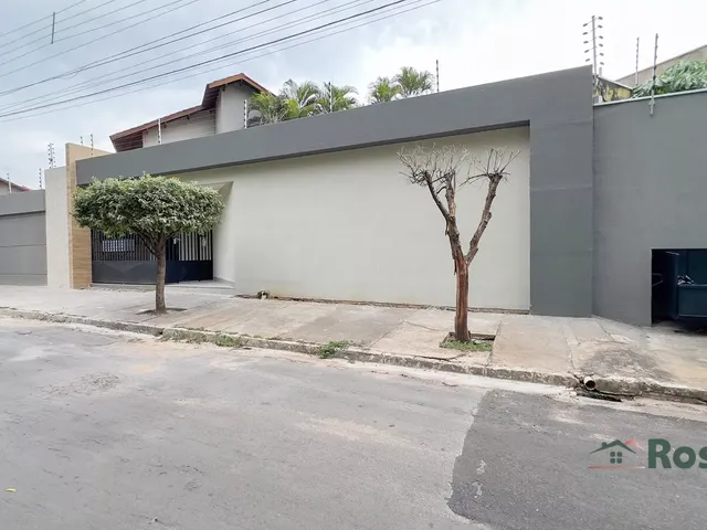 Imagem: Sobrado à Venda no Condomínio RESIDENCIAL
