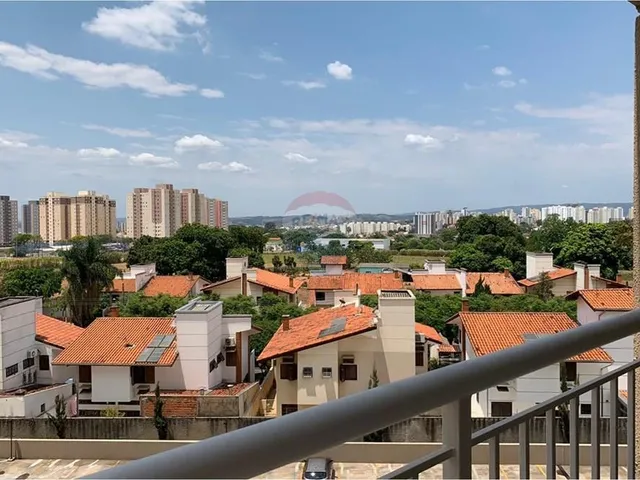 Imagem: O apartamento possui 2 Dormitórios, 1 Suíte, 2 Banheiros,
