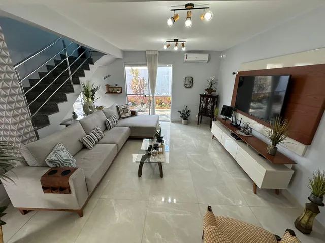 Imagem: CASA RESIDENCIAL em SARZEDO - MG, R$800.000,00