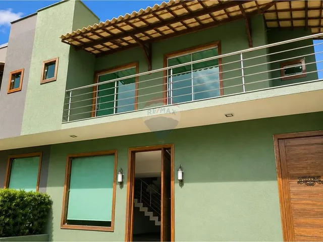 Imagem 3: Casa de Alto Padrão com 4 Suítes e Lazer Completo a 2km da Praia de Taperapuan em Porto