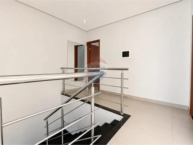 Imagem 6: Casa de Alto Padrão com 4 Suítes e Lazer Completo a 2km da Praia de Taperapuan em Porto