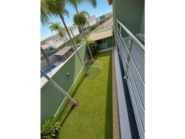 Imagem 5: Casa de Alto Padrão com 4 Suítes e Lazer Completo a 2km da Praia de Taperapuan em Porto