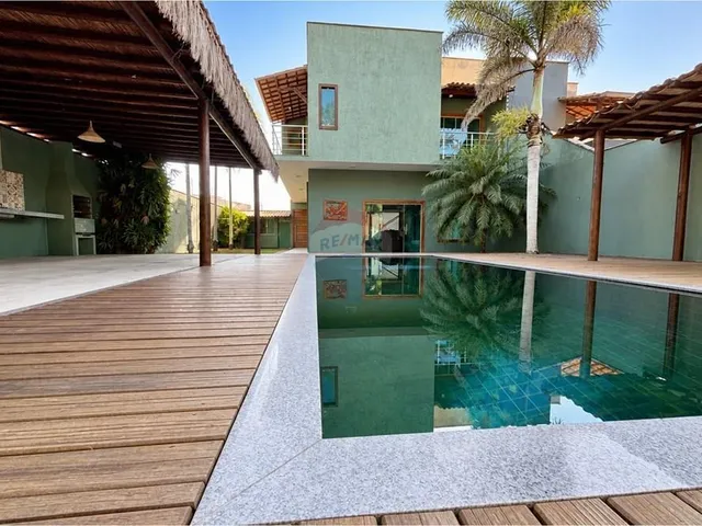 Imagem 12: Casa de Alto Padrão com 4 Suítes e Lazer Completo a 2km da Praia de Taperapuan em Porto