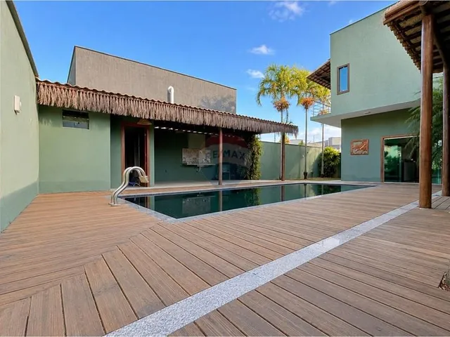 Imagem 9: Casa de Alto Padrão com 4 Suítes e Lazer Completo a 2km da Praia de Taperapuan em Porto