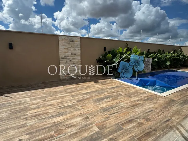 Imagem 16: Casa à venda na cidade de rio verde com 3 quartos, 3 suítes, 2 salas, 1 banheiro, 1