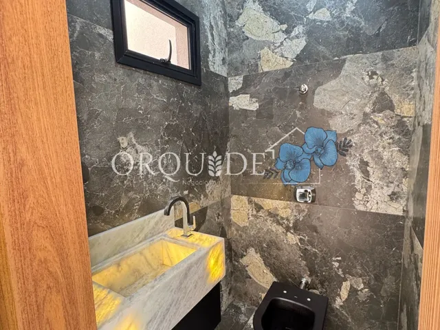Imagem 4: Casa à venda na cidade de rio verde com 3 quartos, 3 suítes, 2 salas, 1 banheiro, 1