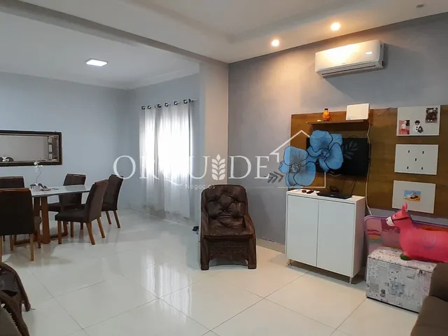 Imagem 15: Imóvel de Luxo à Venda em Rio Verde-GO: Casa com 4 Quartos, 2 Suítes e 205m² no