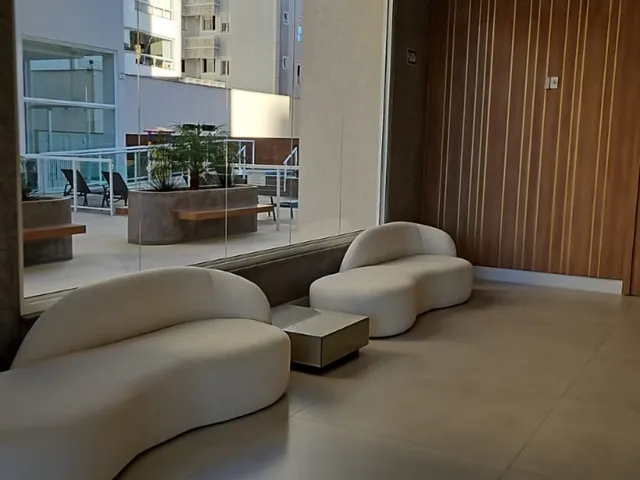 Imagem: O apartamento possui 3 Dormitórios, 3 Suítes, 2 Vagas na
