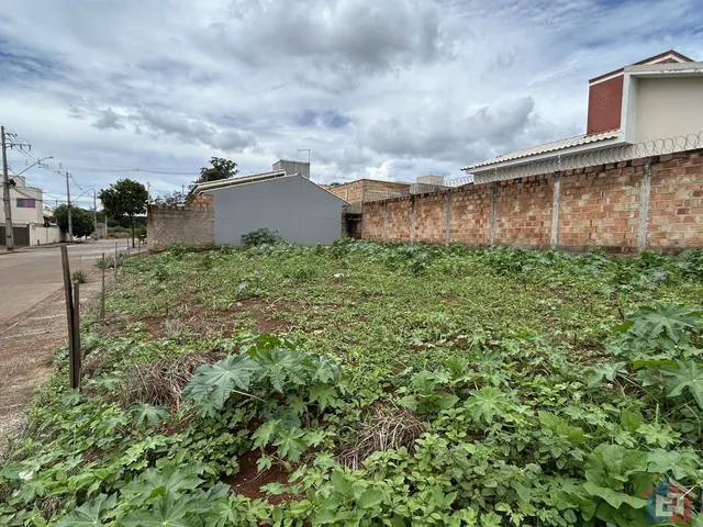 Imagem: Lote à Venda em Patos de Minas no Bairro
