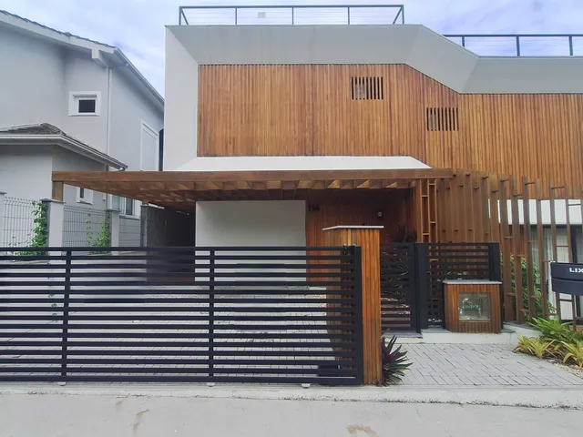 Imagem: Casa 3 Suítes Ferraz Com Amplo Terraço