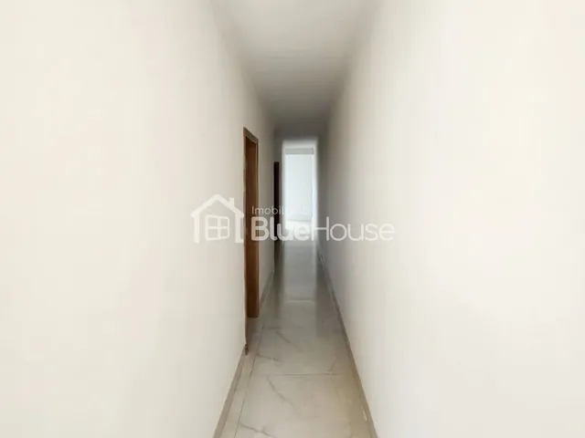 Imagem 2: Casa de 3 Quartos sendo 1 suíte em acabamento Premium no Bairro Parque Hayala em