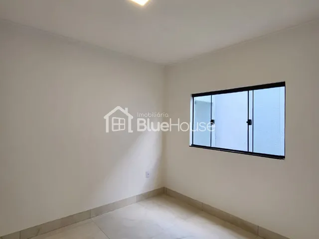 Imagem 7: Casa de 3 Quartos sendo 1 suíte em acabamento Premium no Bairro Parque Hayala em