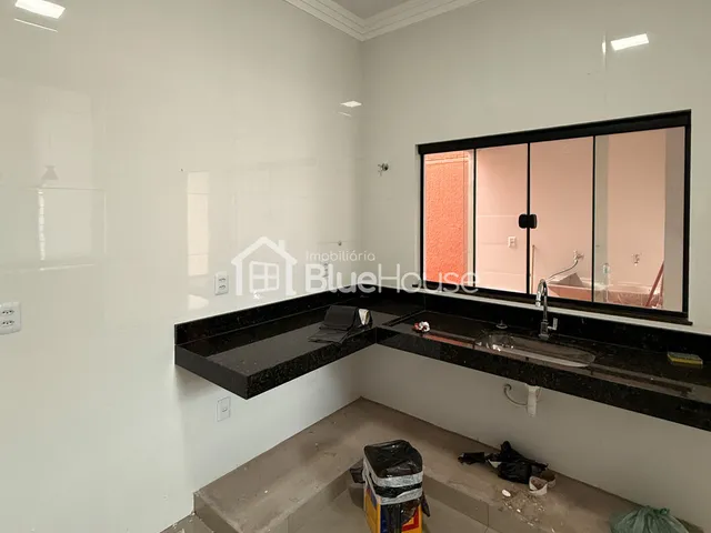 Imagem 13: Casa de 3 Quartos sendo 1 Suíte em acabamento Premium no Setor Papillon Park –
