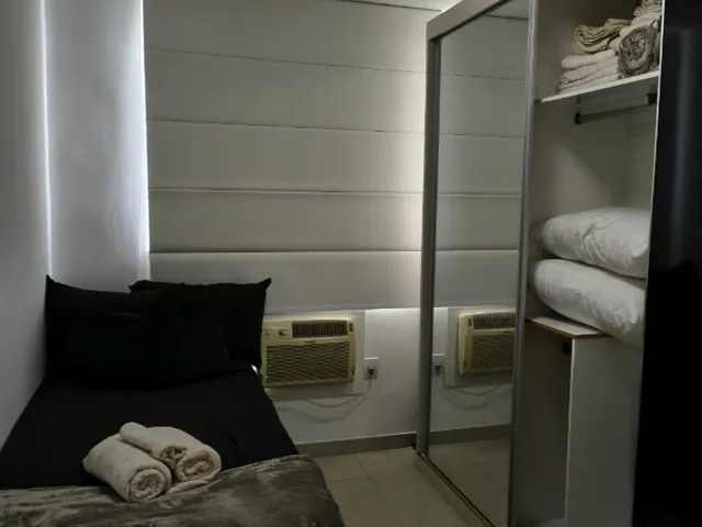 Imagem 14: Apartamento à venda na Barra da Tijuca-RJ: 2 quartos, 50m², mobiliado e com