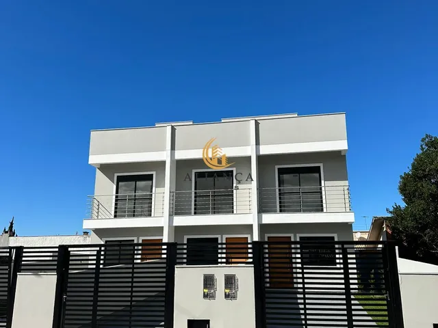 Imagem: Sobrado à venda no bairro Aririu - Palhoça/SC