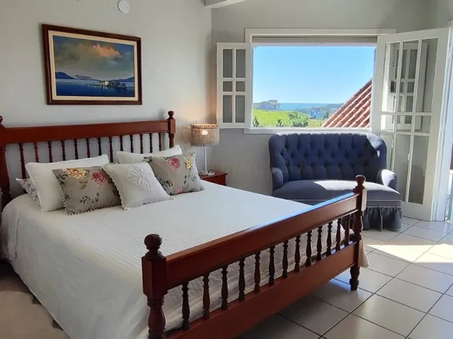Imagem 2: Imperdível casa à venda no Village, Garopaba-SC: 4 quartos, 2 suítes, 3 salas, 2
