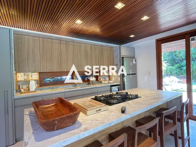 Imagem 3: Ilha dos Pássaros Praia do Forte Casa Porteira Fechada 5 Suítes 400m²