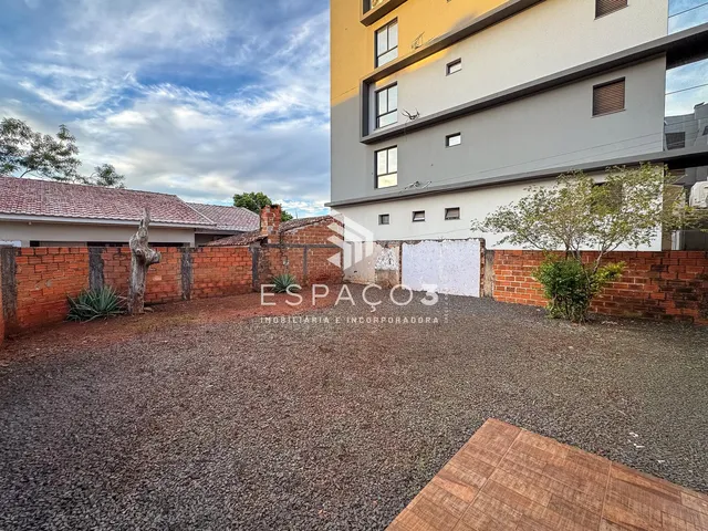Imagem 14: Terreno com 2 casas em alvenaria localizadas no Centro em Medianeira PR