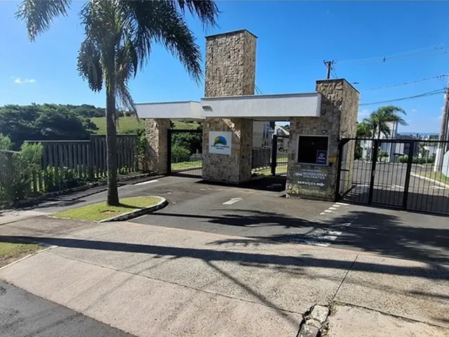 Imagem: 4 Dormitórios, 4 Suíte, 5 Banheiro, 2