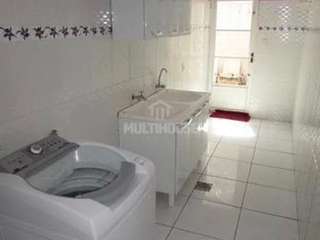 Imagem 5: Casa Mobiliada para Alugar no Bairro Sapucaias em Contagem com 2 Suítes e 4 Vagas