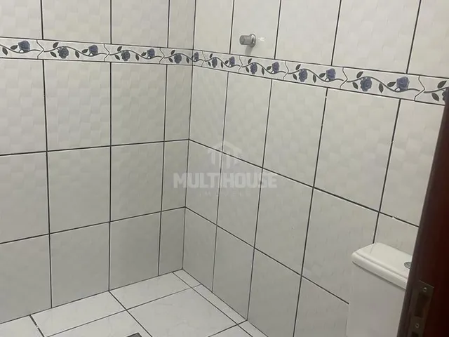 Imagem 15: Casa Mobiliada para Alugar no Bairro Sapucaias em Contagem com 2 Suítes e 4 Vagas