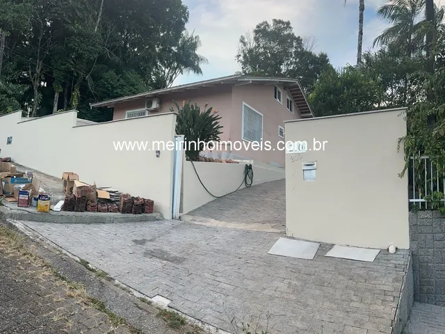 Imagem 8: Casa para Locação em Floresta, Joinville - 2 Suítes, Edícula com Churrasqueira