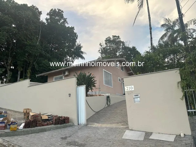 Imagem 16: Casa para Locação em Floresta, Joinville - 2 Suítes, Edícula com Churrasqueira