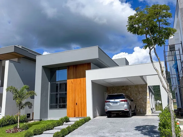 Imagem: Casa Alto Padrão (Fundos Lago) no Condomínio