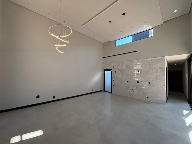 Imagem 8: Casa Deslumbrante com Piscina, Espaço Gourmet e Acabamento Prime (Palhoça/SC)!