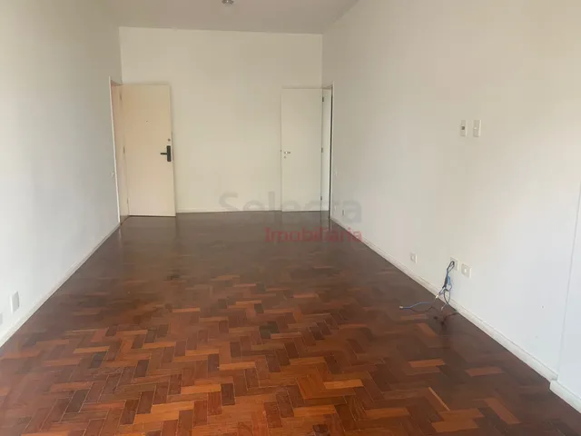 Imagem 10: Apartamento Reformado, Absolutamente Silencioso na Timóteo da Costa em Prédio Com