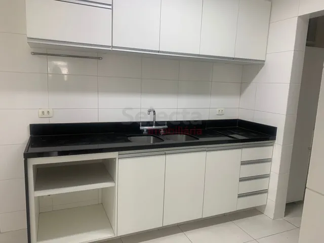Imagem 3: Apartamento Reformado, Absolutamente Silencioso na Timóteo da Costa em Prédio Com