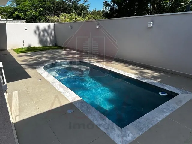 Imagem: A casa em condomínio possui 3 Dormitórios, 1 Suíte, 3
