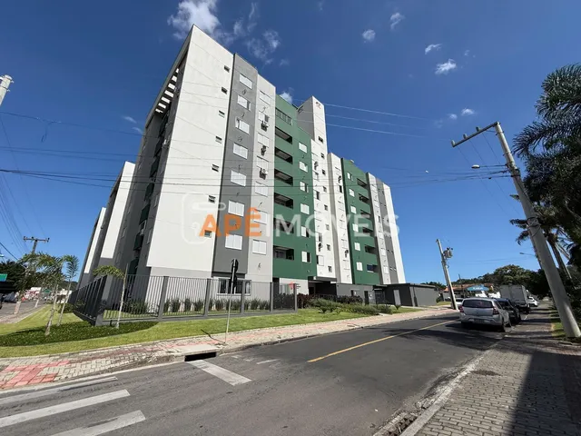 Imagem: O apartamento possui 5 Dormitórios, 1 Suíte, 1 Banheiro,