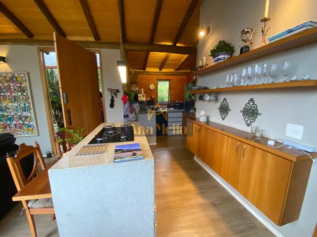 Imagem 3: Casa em Araras. Imóvel mobiliado, Guarda roupa, 2.000m² de Área...