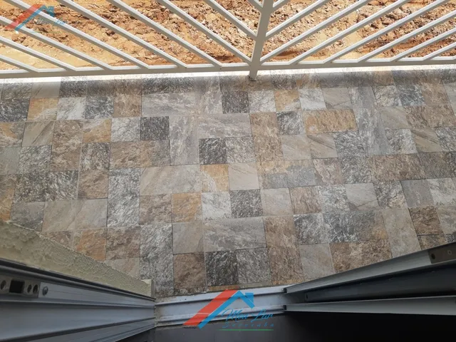 Imagem 2: Lindo sobrado novo. Varanda, 85m² de Área Privada, 1 Vaga na...