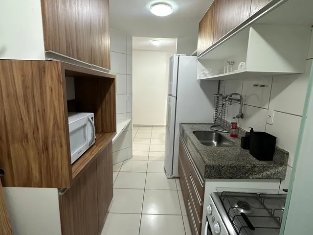 Imagem 4: 02 Quartos Sendo Um Suíte, Mobiliado e com Varanda, na Ponta Verde