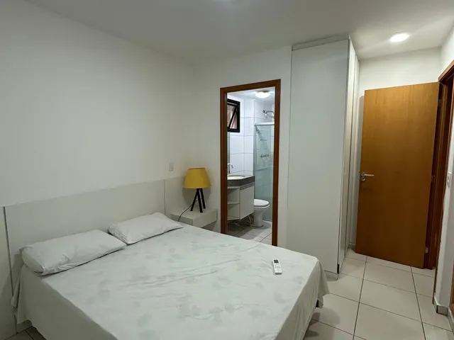 Imagem 8: 02 Quartos Sendo Um Suíte, Mobiliado e com Varanda, na Ponta Verde