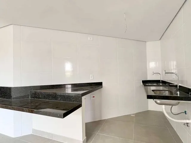 Imagem 8: Apartamento À Venda, no Ed. Cláudio Manoel em Belo Horizonte, Funcionários, com 2