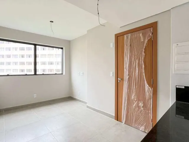 Imagem 9: Apartamento À Venda, no Ed. Cláudio Manoel em Belo Horizonte, Funcionários, com 2