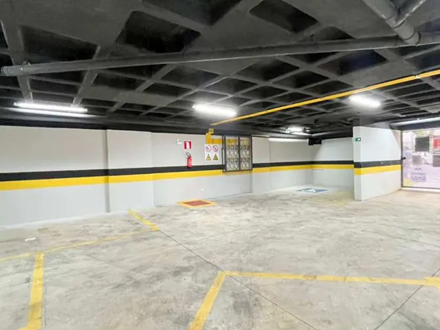 Imagem 15: Apartamento À Venda, no Ed. Cláudio Manoel em Belo Horizonte, Funcionários, com 2