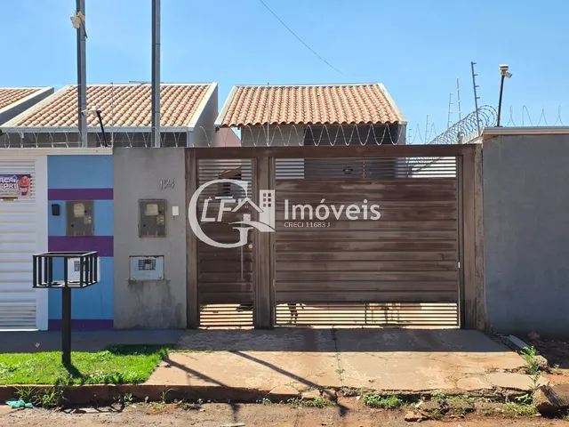 Imagem: Casa com 2 Quartos e Quintal, Canil para