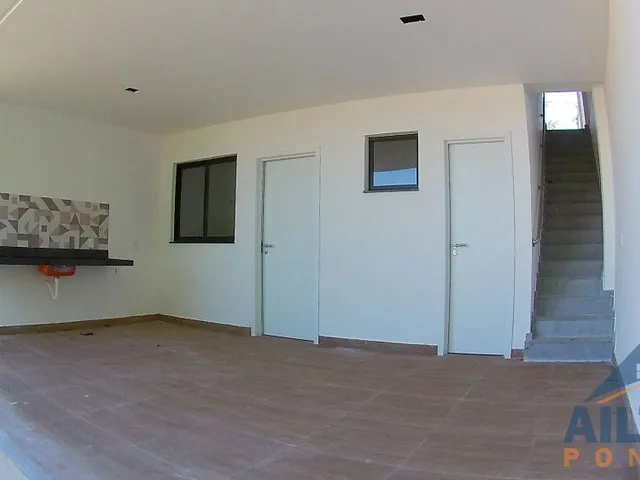 Imagem 13: Casa Duplex com 3 Dormitórios à Venda em Nova Guarapari - Guarapari/ES