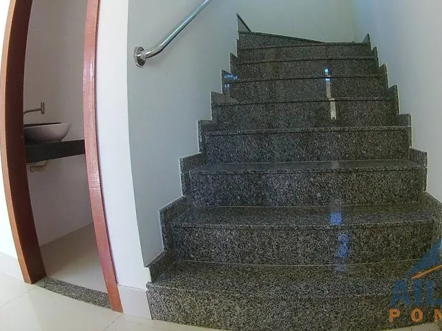 Imagem 11: Casa Duplex com 03 Quartos à Venda na Praia do Morro - Guarapari/ES