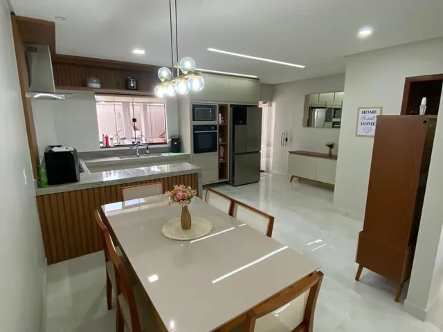 Imagem: Casa Duplex com 03 Quartos à Venda em Praia