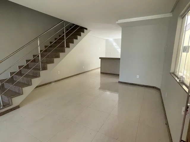 Imagem 4: Casa Duplex com 3 Quartos à Venda em Itapebussu - Guarapari/ES