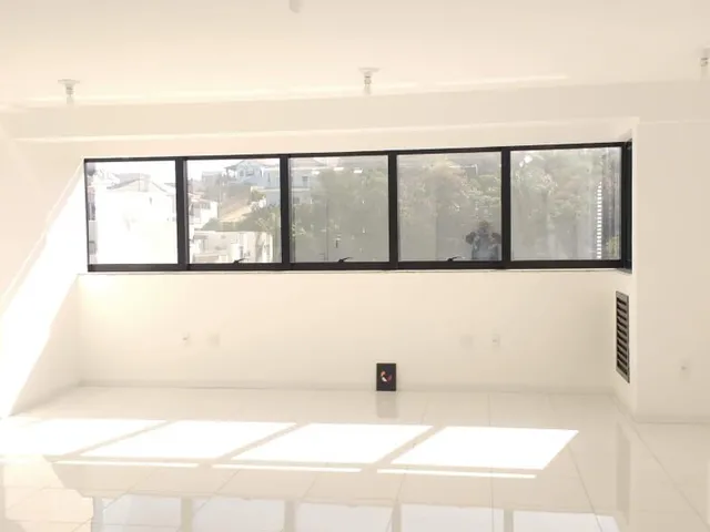 Imagem: Sala Comercial à Venda e para Locação