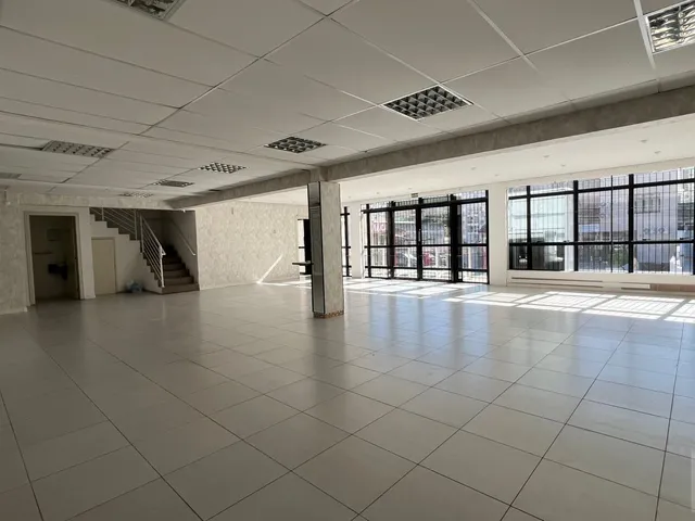 Imagem: Prédio Comercial em Estreito, Florianópolis/SC